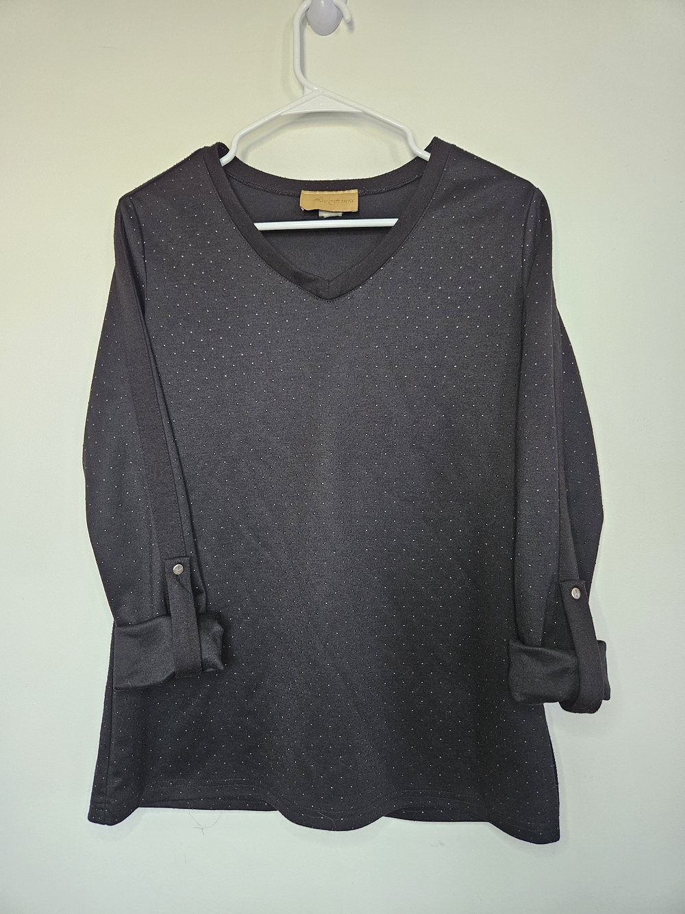 Lee Ferrera Black Gold Studded V-Neck Top Roll-Tab 3/4 Sleeve Blouse Size L🔥